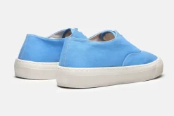 Sneaker><noscript><img width=