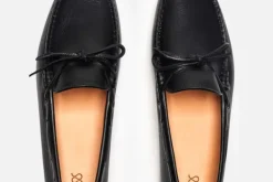 Driving Shoe><noscript><img width=